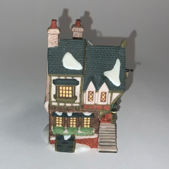 Pied Bull Inn & Sir John Falstaff Inn Dept 56 Ornaments - Picture 2 of 11